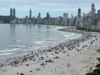 10-pontos-da-praia-central-de-balneario-camboriu-estao-improprios-para-banho