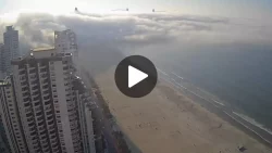 video:-aproximacao-impressionante-de-nevoeiro-e-capturada-no-litoral-norte